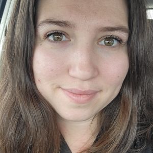 Meet your Posher, Cristina